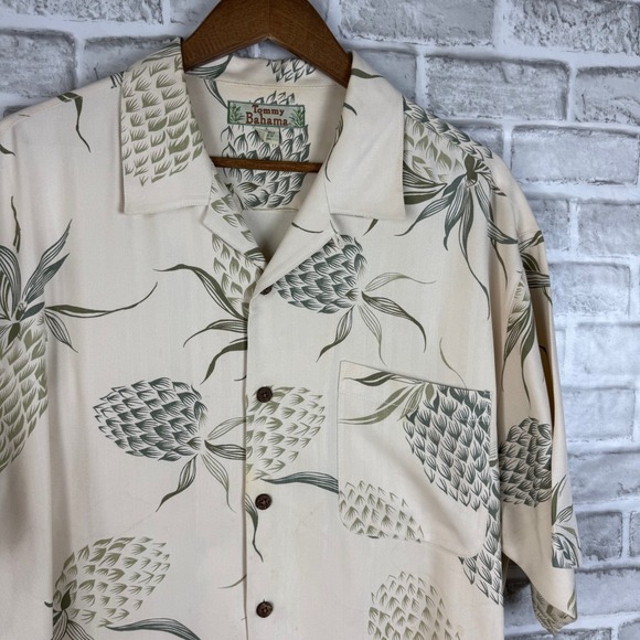 Tommy Bahama Other - Tommy Bahama Mens Large 100% Silk Off White Pineapple Print Camp Shirt STAINED